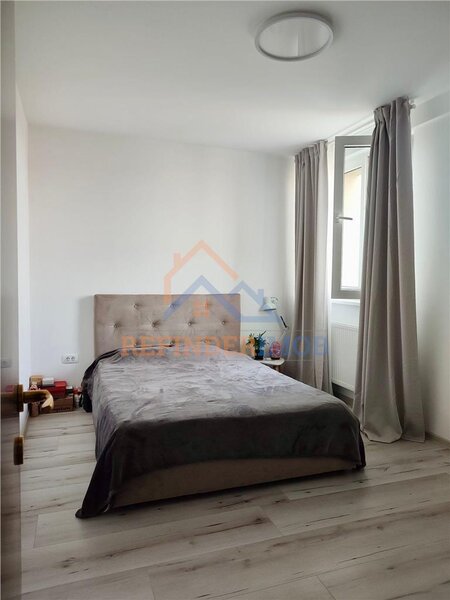 Parc Moghioros, vanzare apartament 2 camere.